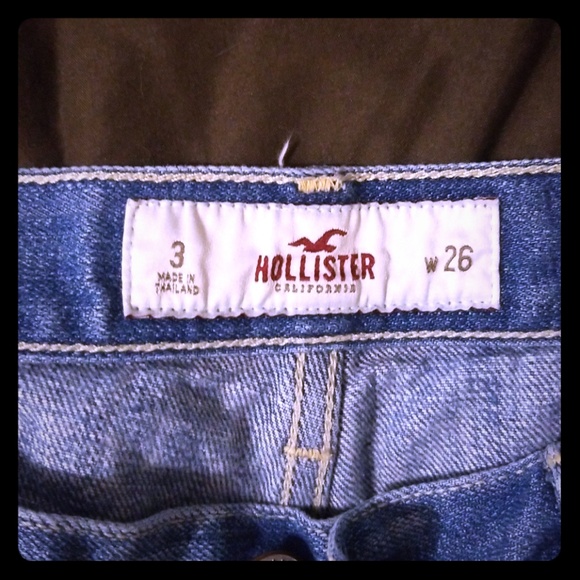 🔥SALE🔥 DISTRESSED Hollister Jean Shorts Cuffed - Picture 3 of 3